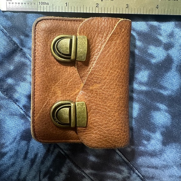 Duluth Trading Co. leather accordian wallet - Picture 3 of 7